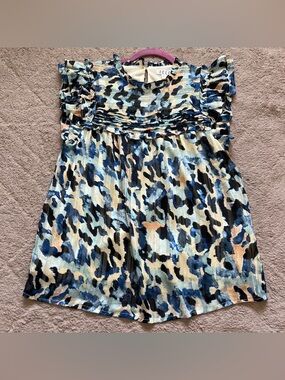 NWOT TCEC Abstract Ruffle Sleeve Preppy Blouse Women’s Size S